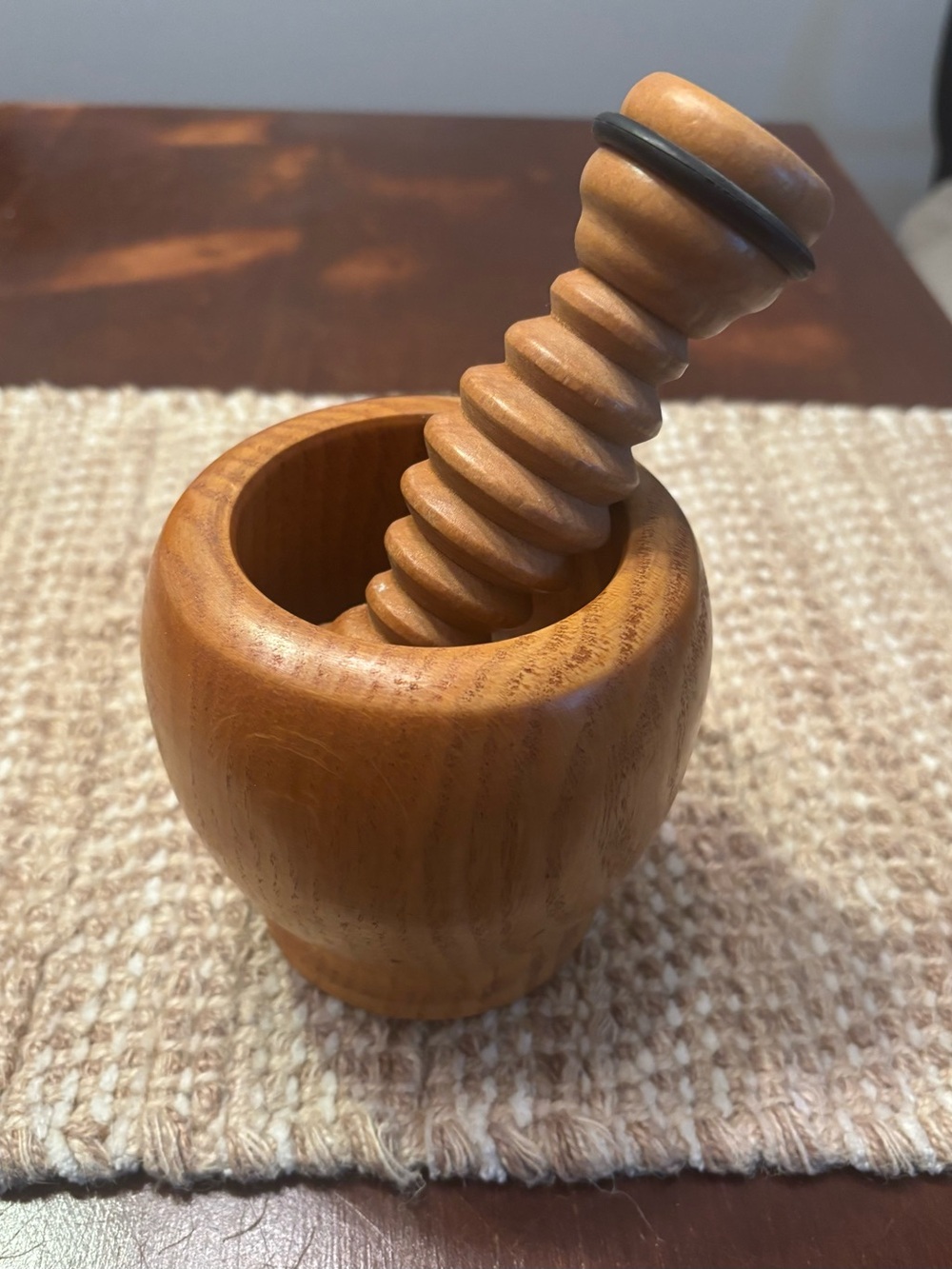 Wooden Mortar and Pestle Set in Natural Brown - Functional Kitchen Tool
